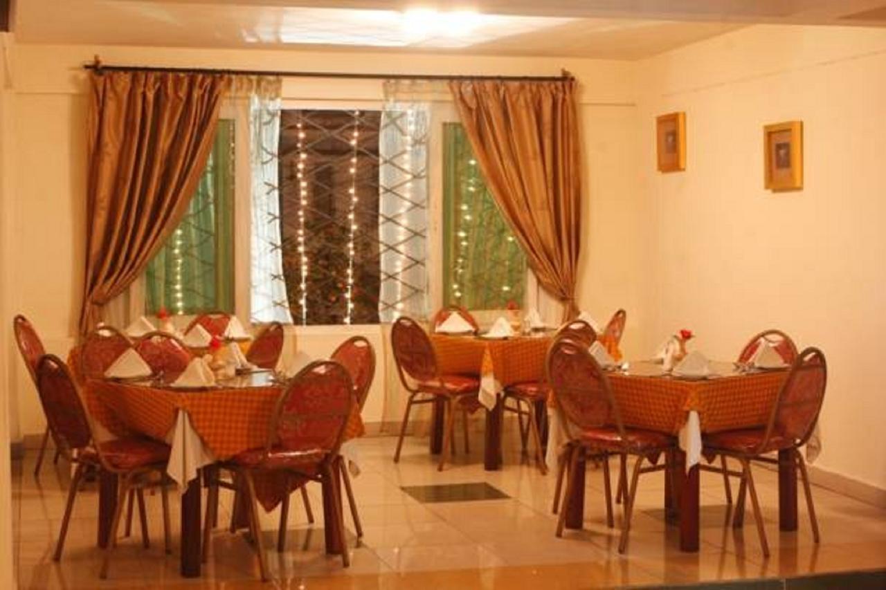 Hotel Radiance Mombasa Esterno foto
